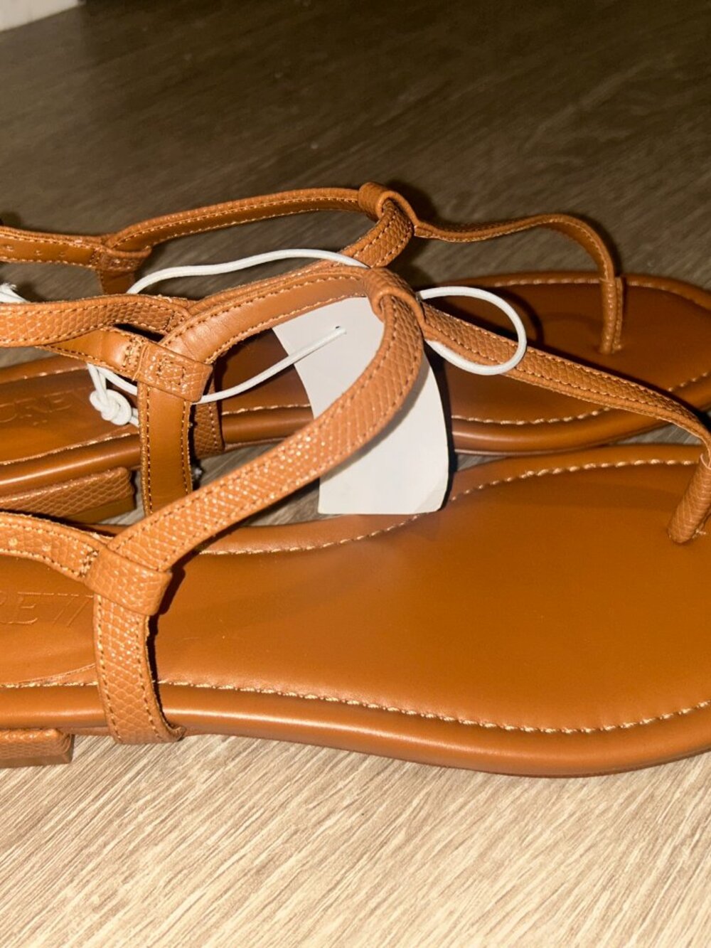 NWT J. Crew Tan Leather T-Strap Sandals - Picture 4 of 5